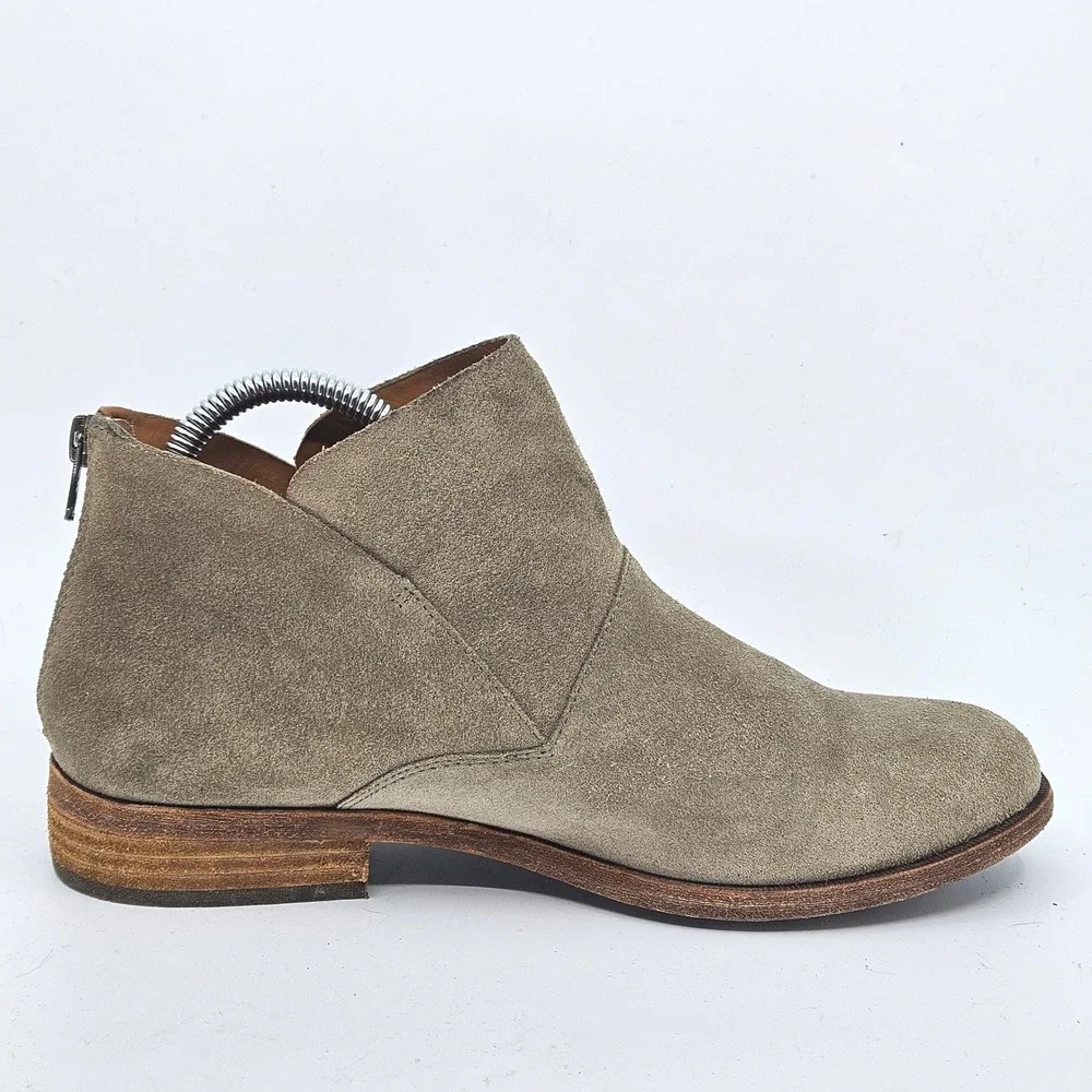 Kork-Ease Riviera Suede Ankle Boot Zip Back Taupe Womens Size 8M Boho Minimalist